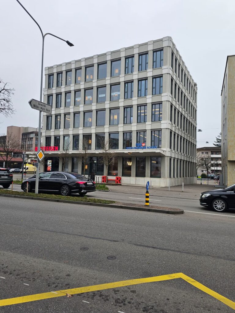 SBS Swiss Business School Kloten Switzerland